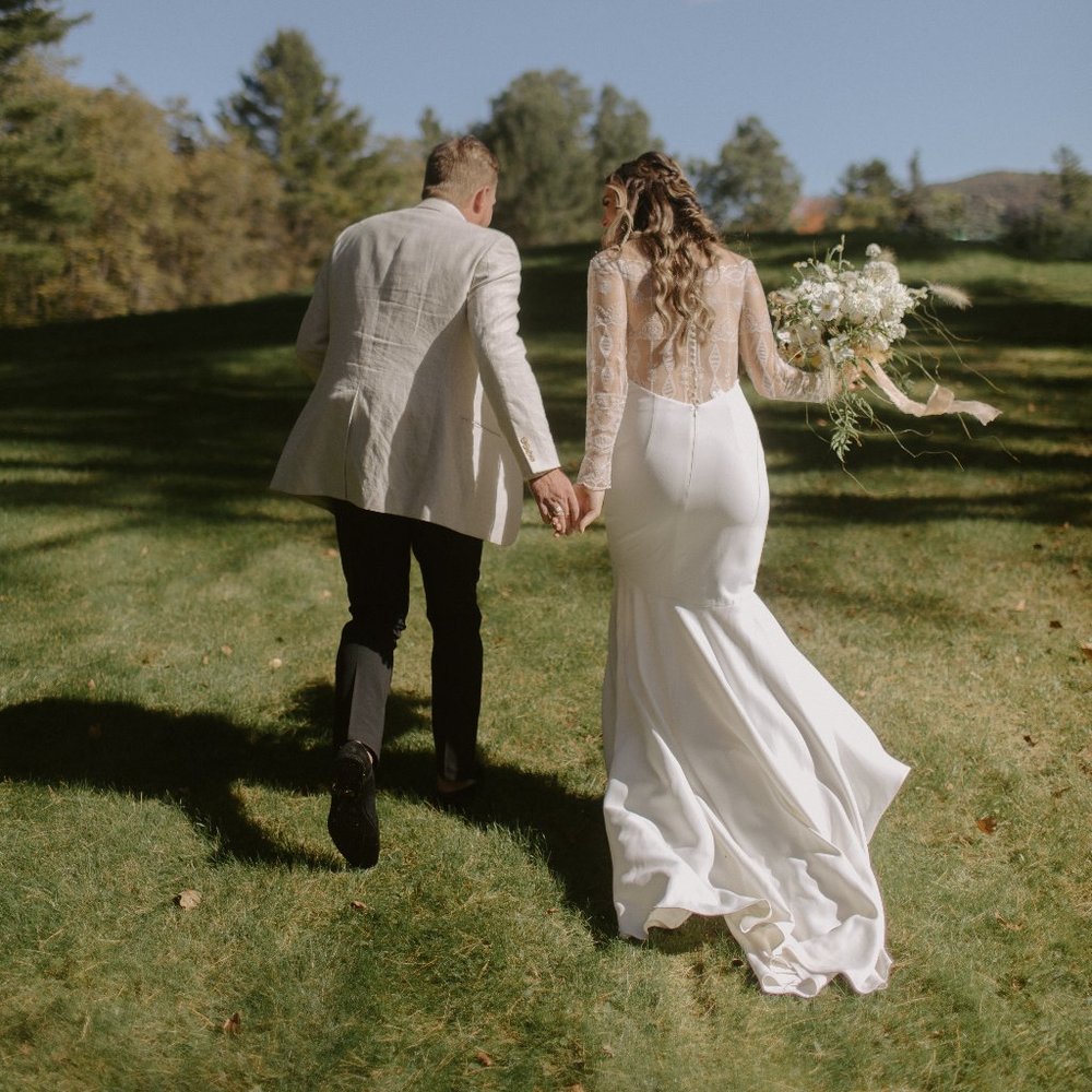 Stunning Divine Atelier Wedding Dress Worn Once!!!